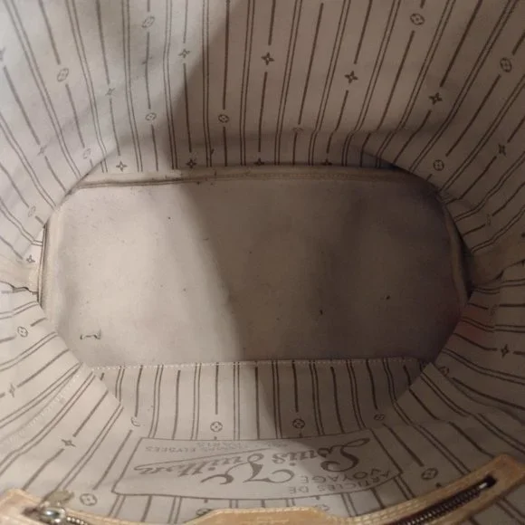 Beautiful Louis Vuitton Neverfull MM w/ New Orgainizer & Receipt! - Picture 11 of 16